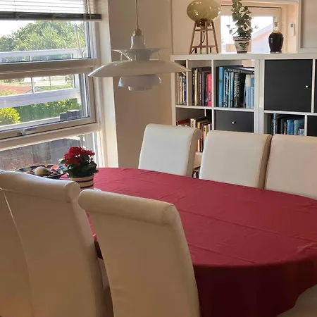 Nyaraló Cozy Just 200 M From