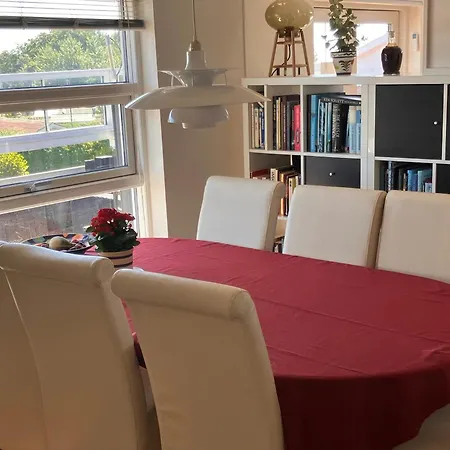 Cozy Just 200 M From Vakantiehuis